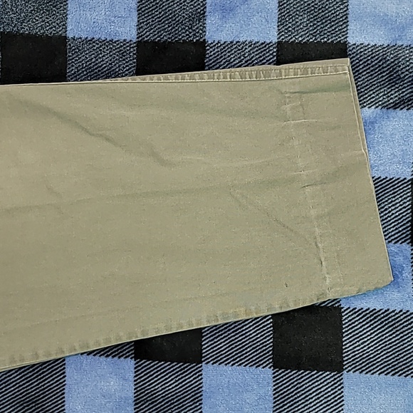 Vintage. Made in USA. L.L. Bean. Slacks w/elastic. Men's size w38 l32 - Picture 5 of 16